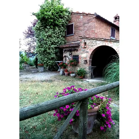 Le Casine-perignano-spinelli Sleeps 6 *