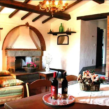 Le Casine-perignano-spinelli Sleeps 6