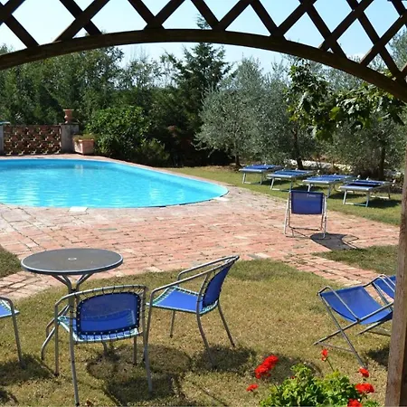 Le Casine-perignano-spinelli Sleeps 6 Appartamento *